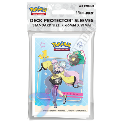 Proteggi Carte Ultra Pro x Pokemon Standard – Pacchetto da 65 Sleeves: Kissara e Bellibolt